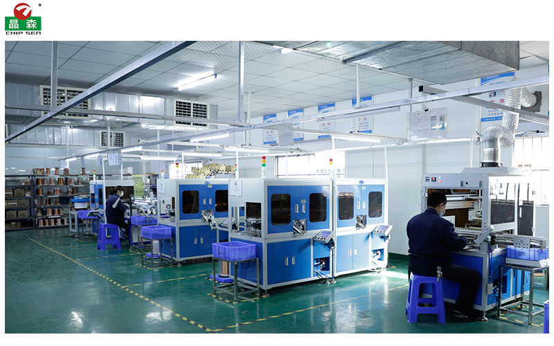 自動絞線機全景